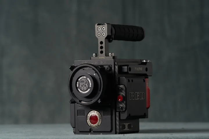 Red Weapon Helium 8K body against the studio backdrop.